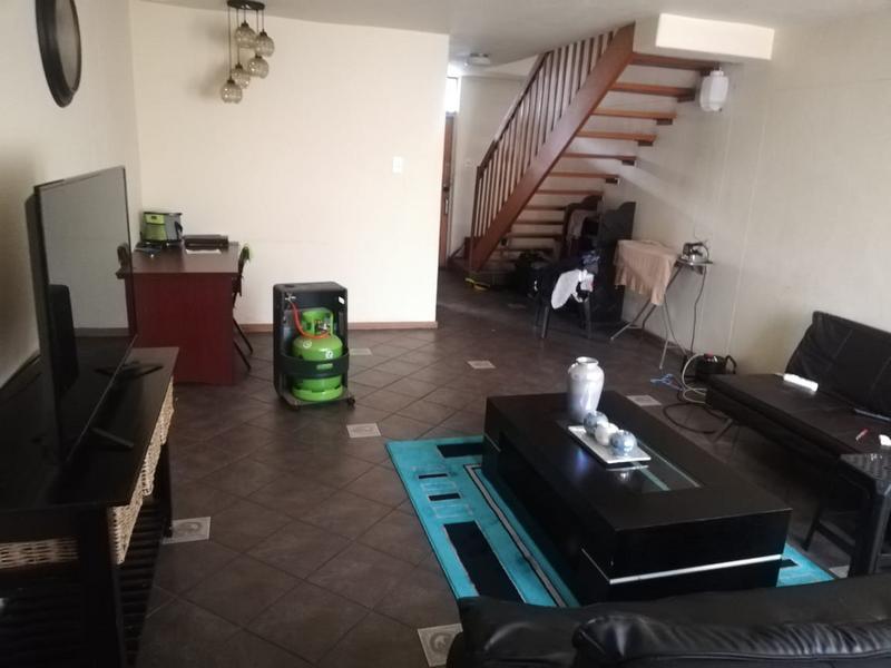 To Let 2 Bedroom Property for Rent in Valhalla Gauteng