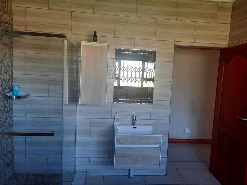 4 Bedroom Property for Sale in Vanderbijlpark SE 7 Gauteng