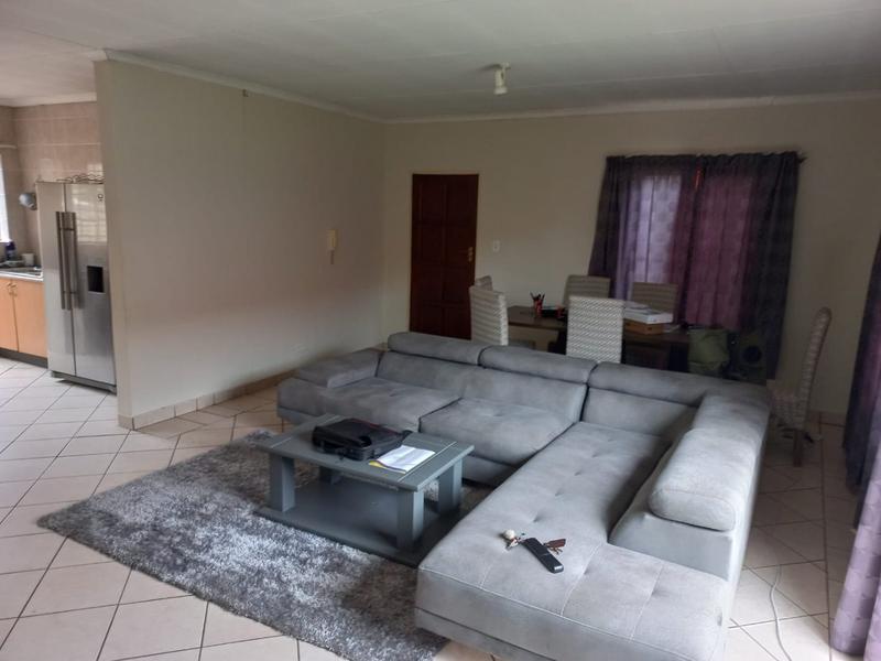 To Let 3 Bedroom Property for Rent in Claremont Gauteng