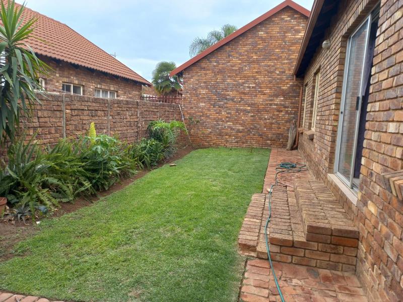 To Let 3 Bedroom Property for Rent in Claremont Gauteng