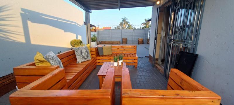 To Let 3 Bedroom Property for Rent in Chantelle Gauteng