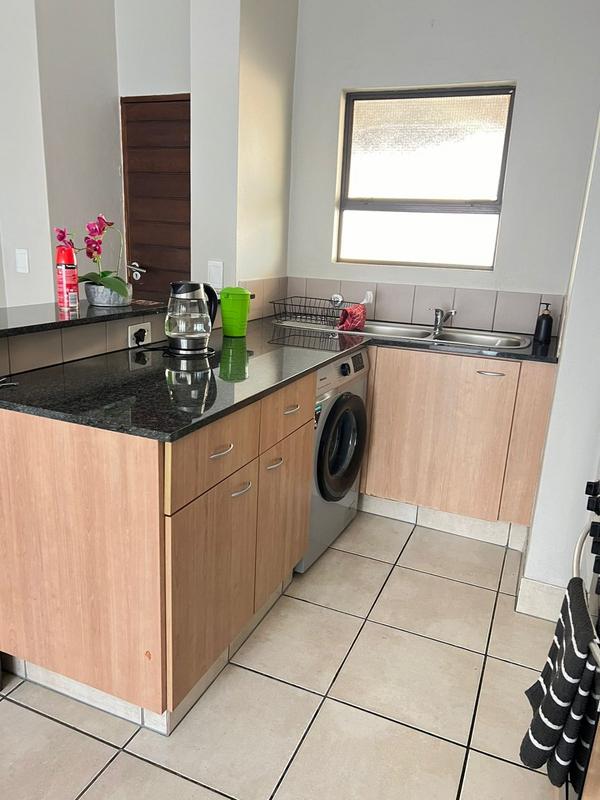 1 Bedroom Property for Sale in Sunninghill Gauteng