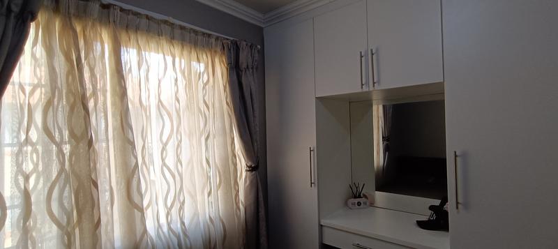 2 Bedroom Property for Sale in Montana Gauteng