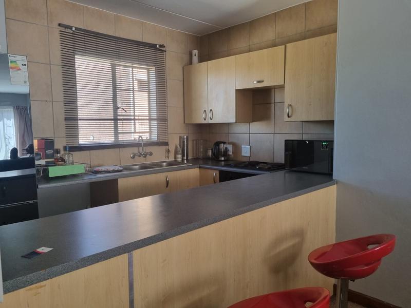 1 Bedroom Property for Sale in Newmark Estate Gauteng