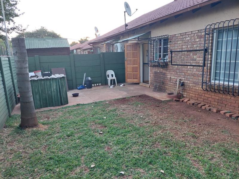 2 Bedroom Property for Sale in Montana Park Gauteng