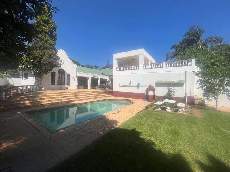 4 Bedroom Property for Sale in Baileys Muckleneuk Gauteng