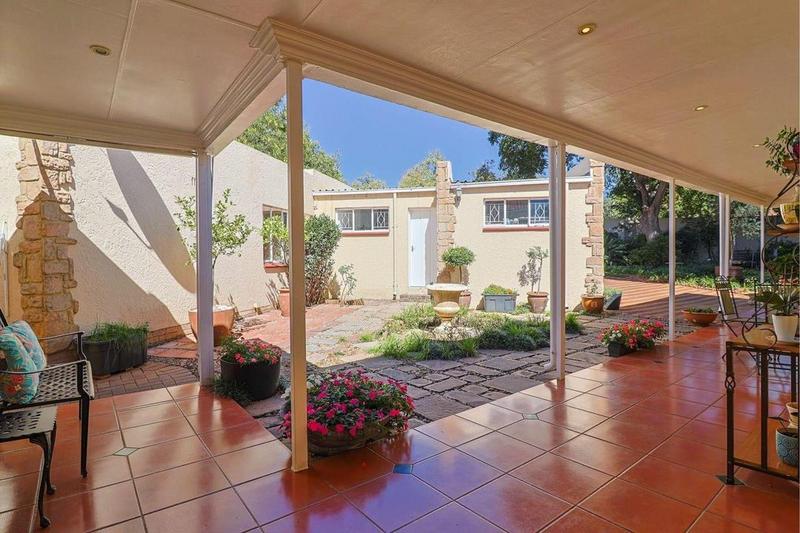 4 Bedroom Property for Sale in Raceview Gauteng