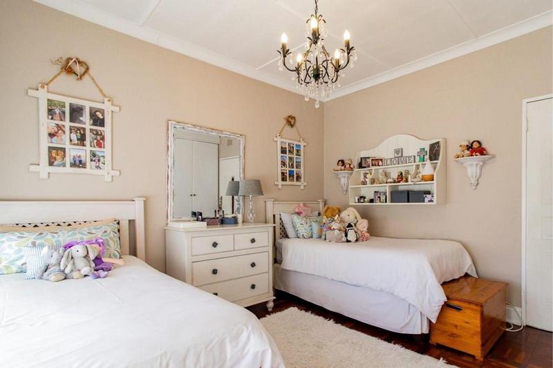 4 Bedroom Property for Sale in Raceview Gauteng