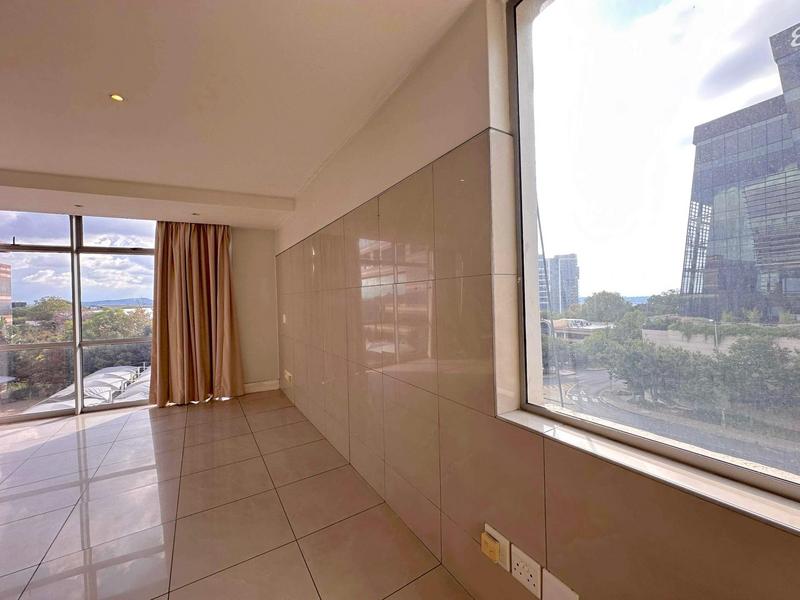 1 Bedroom Property for Sale in Sandton Central Gauteng