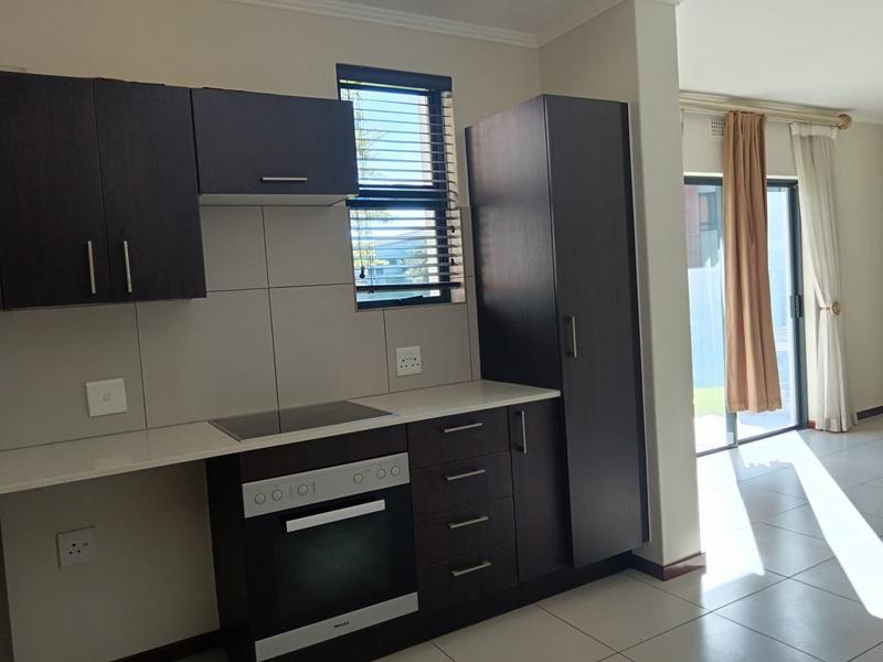 To Let 2 Bedroom Property for Rent in Jackal Creek Golf Estate Gauteng