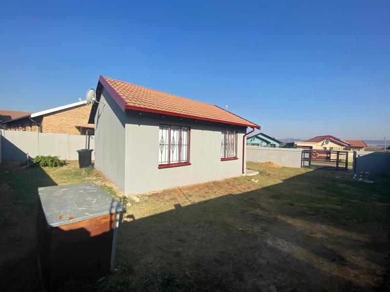 To Let 1 Bedroom Property for Rent in Naturena Gauteng