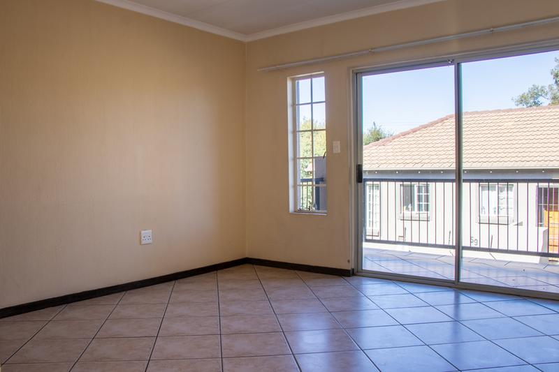 2 Bedroom Property for Sale in Wilgeheuwel Gauteng