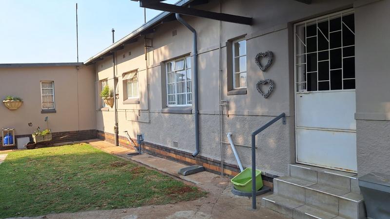 3 Bedroom Property for Sale in Petersfield Gauteng