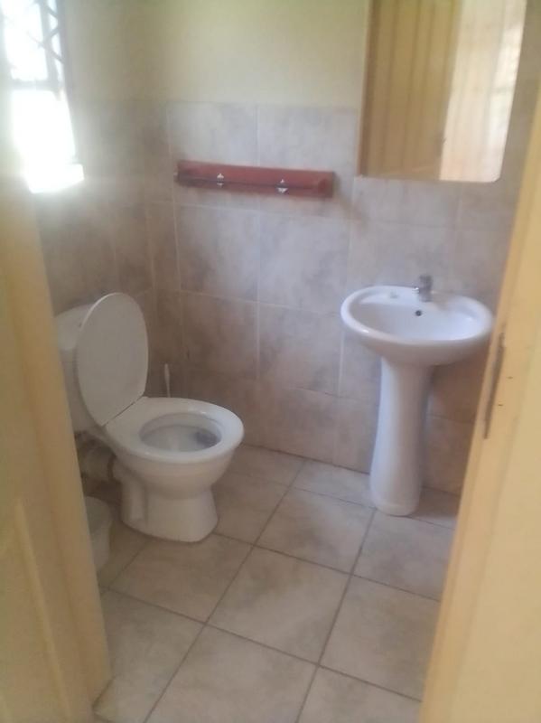 5 Bedroom Property for Sale in Olievenhoutbosch Gauteng