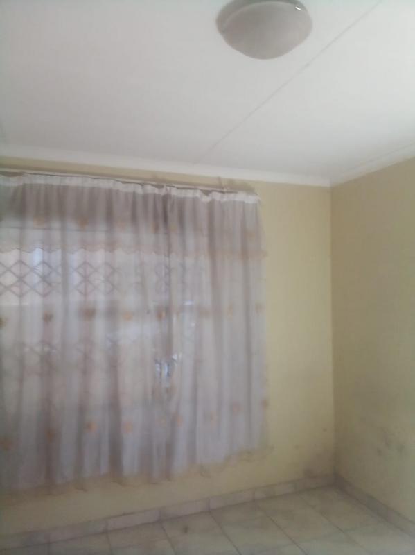 5 Bedroom Property for Sale in Olievenhoutbosch Gauteng