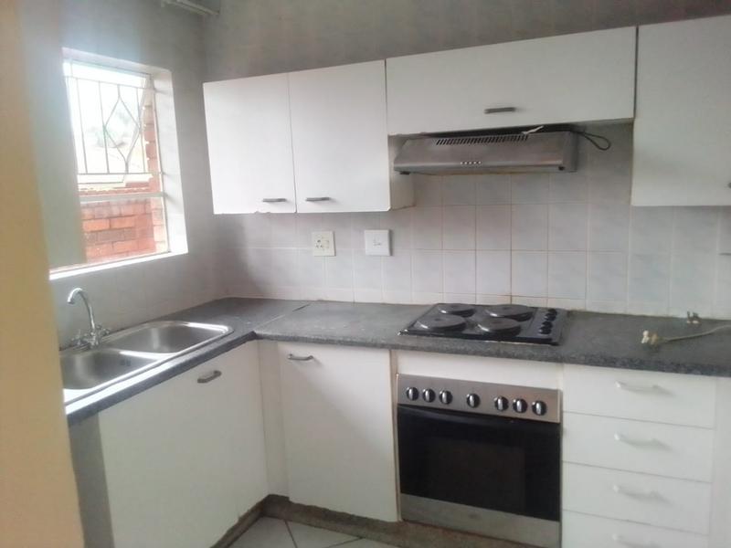 2 Bedroom Property for Sale in Vorna Valley Gauteng