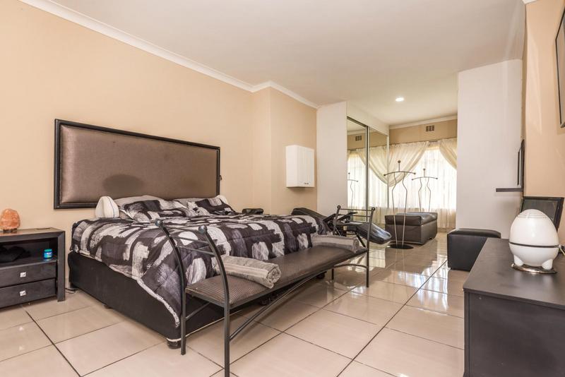 3 Bedroom Property for Sale in Rustivia Gauteng