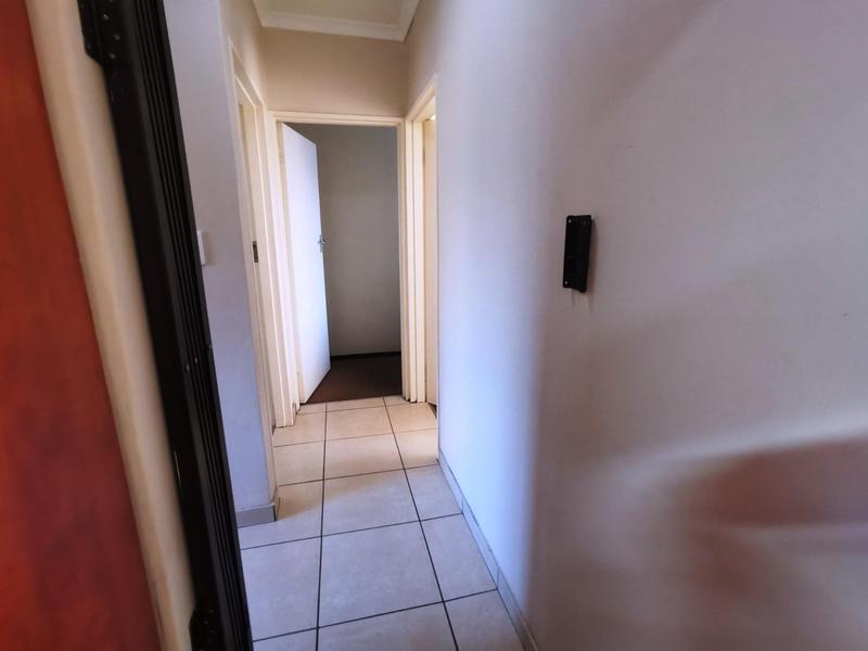 3 Bedroom Property for Sale in Sonneveld Gauteng