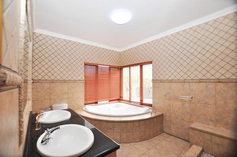 3 Bedroom Property for Sale in Craigavon Gauteng