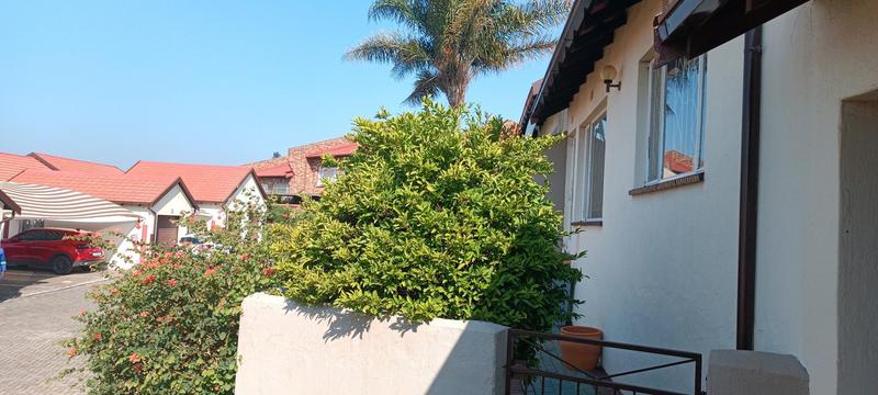 2 Bedroom Property for Sale in Silverfields Gauteng