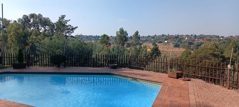 2 Bedroom Property for Sale in Silverfields Gauteng