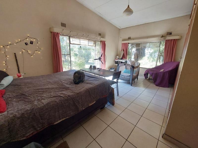 4 Bedroom Property for Sale in Kameeldrift West Gauteng