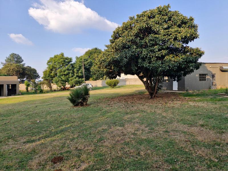 4 Bedroom Property for Sale in Mnandi Gauteng