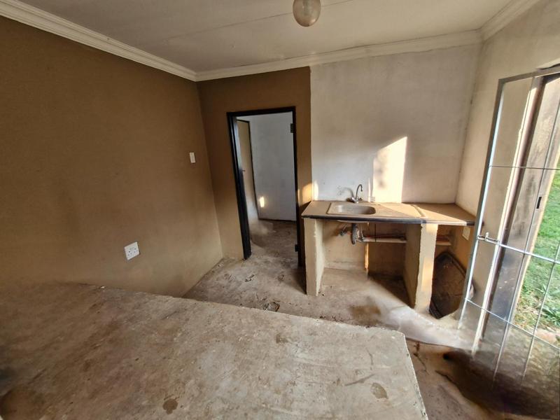 4 Bedroom Property for Sale in Mnandi Gauteng