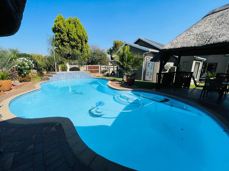 3 Bedroom Property for Sale in Albemarle Gauteng