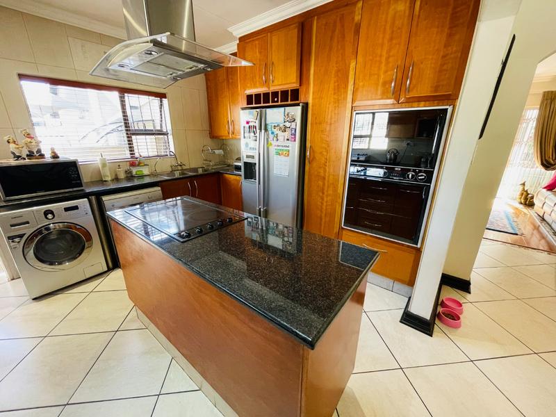 3 Bedroom Property for Sale in Albemarle Gauteng