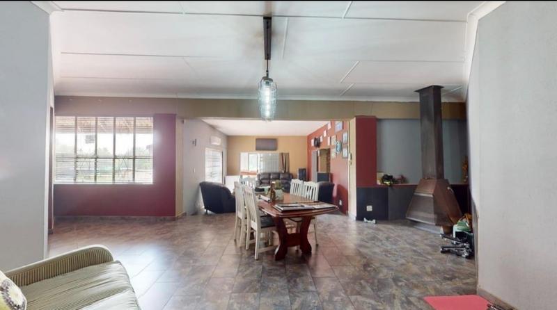 7 Bedroom Property for Sale in Kookrus Gauteng