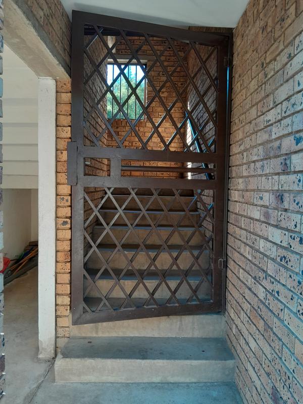 2 Bedroom Property for Sale in Kempton Park Central Gauteng