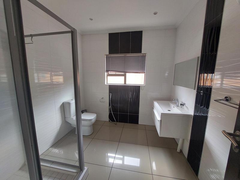 To Let 4 Bedroom Property for Rent in Erasmia Gauteng