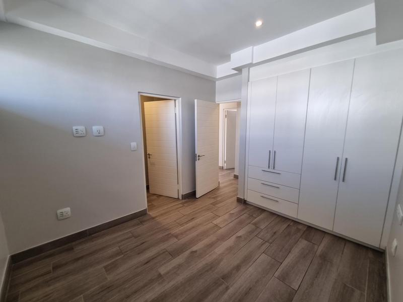 2 Bedroom Property for Sale in Ashlea Gardens Gauteng