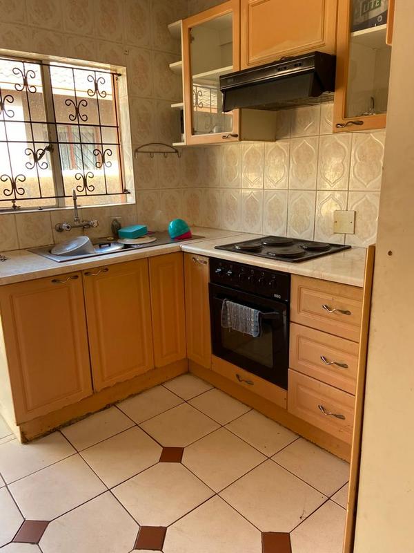 2 Bedroom Property for Sale in Tsakane Gauteng