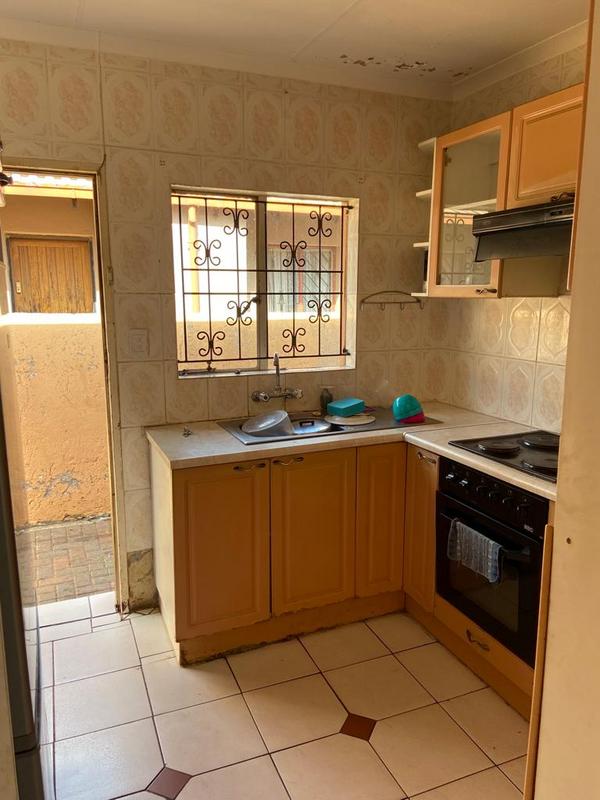 2 Bedroom Property for Sale in Tsakane Gauteng