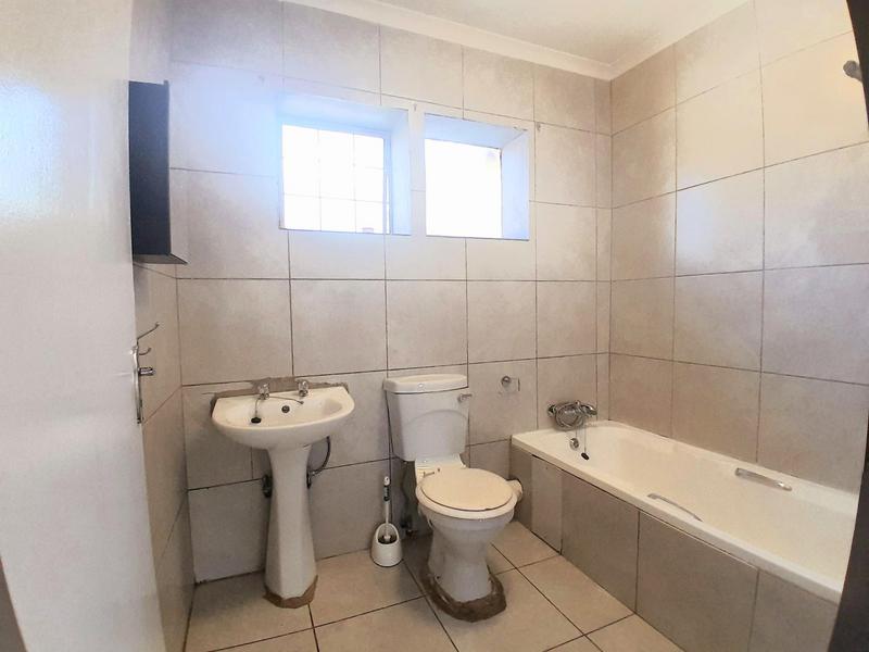 3 Bedroom Property for Sale in Hennopspark Gauteng