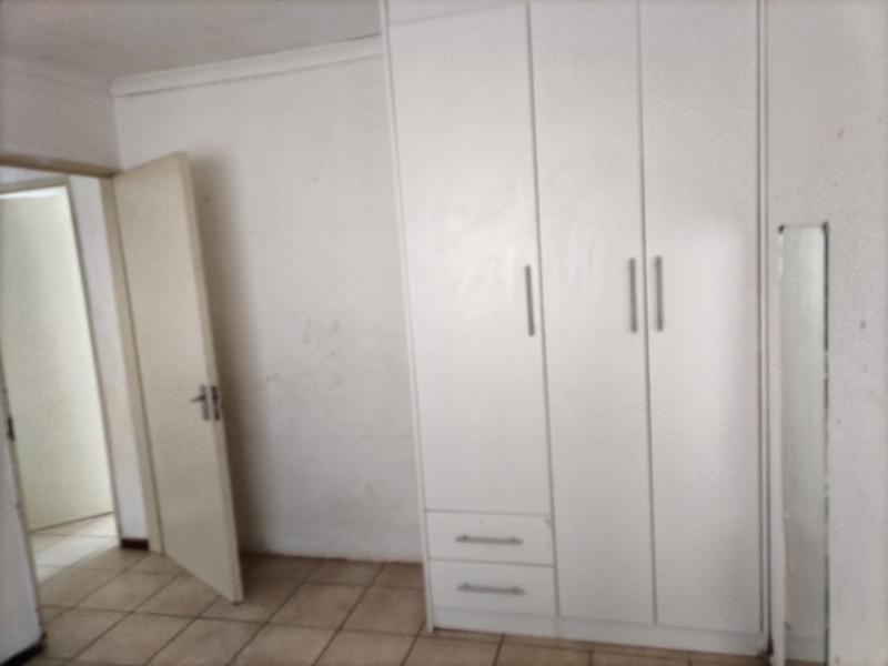 2 Bedroom Property for Sale in Olievenhoutbosch Gauteng