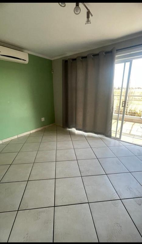 4 Bedroom Property for Sale in Vanderbijlpark SE 8 Gauteng