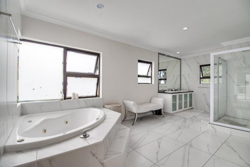 4 Bedroom Property for Sale in Dainfern Golf Estate Gauteng