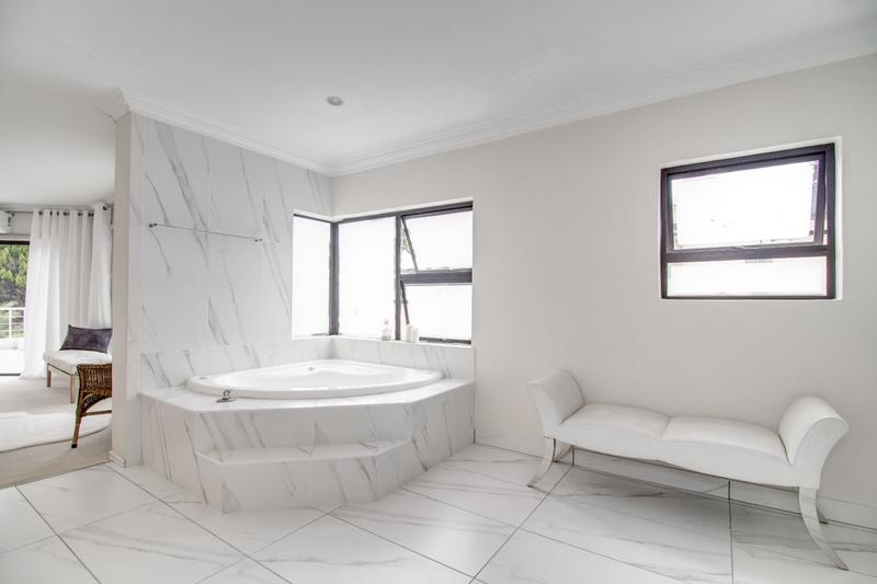 4 Bedroom Property for Sale in Dainfern Golf Estate Gauteng