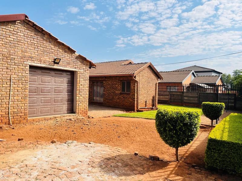 3 Bedroom Property for Sale in The Orchards Gauteng