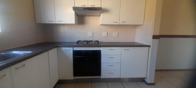 To Let 2 Bedroom Property for Rent in Wilgeheuwel Gauteng