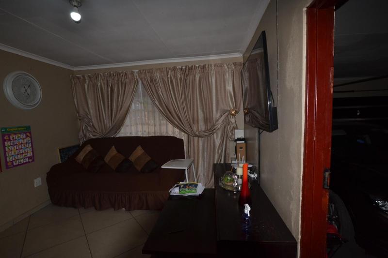 4 Bedroom Property for Sale in Olievenhoutbosch Gauteng