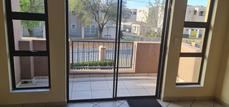 2 Bedroom Property for Sale in Jansenpark Gauteng