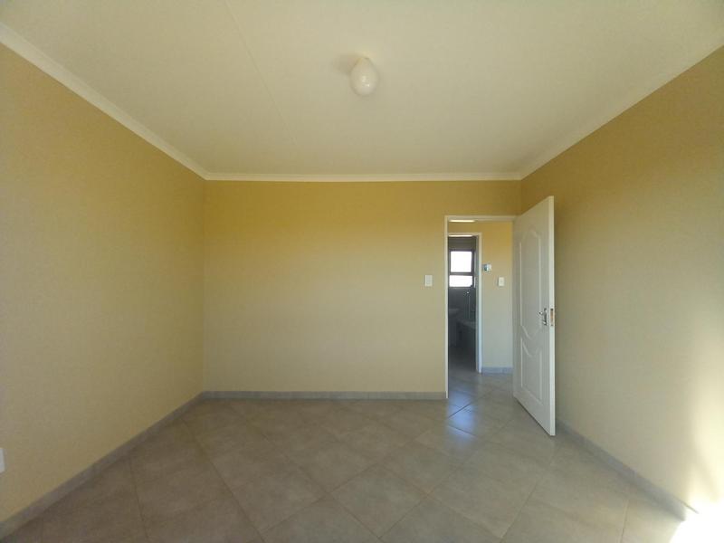 3 Bedroom Property for Sale in Windmill Park Gauteng