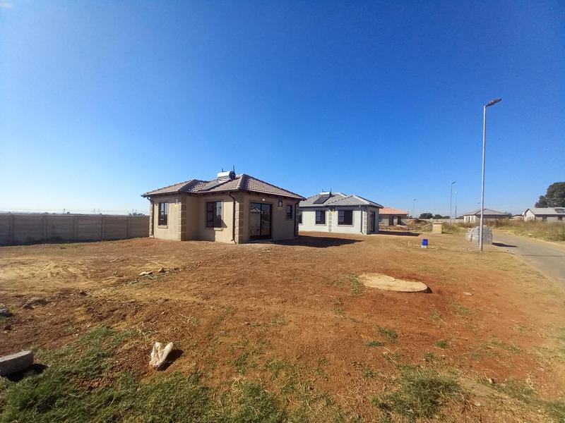 3 Bedroom Property for Sale in Windmill Park Gauteng