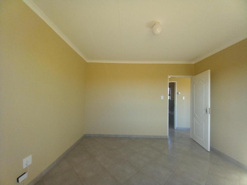 3 Bedroom Property for Sale in Windmill Park Gauteng