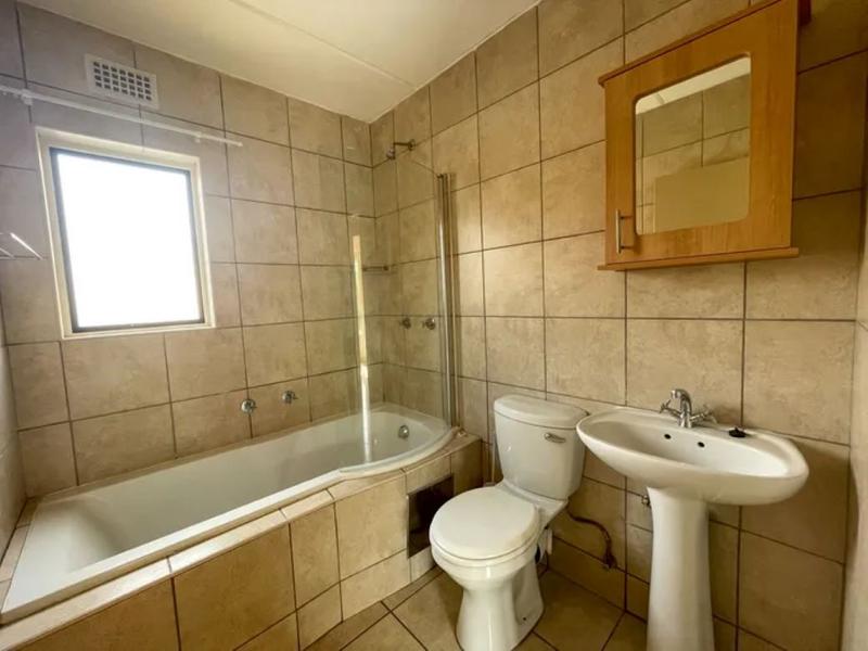 2 Bedroom Property for Sale in Olympus Gauteng