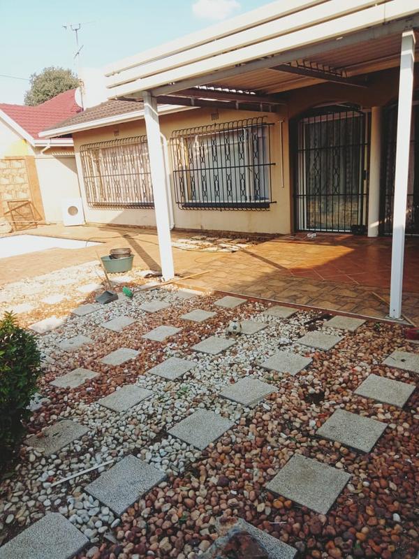 To Let 3 Bedroom Property for Rent in Kensington Gauteng